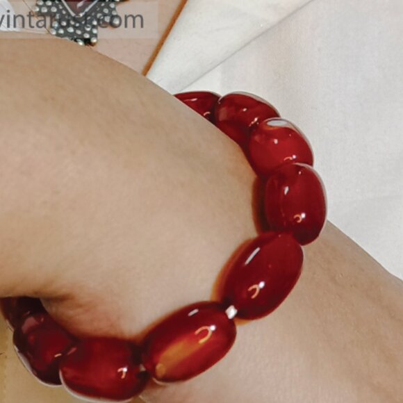 Black Friday Beaded Chain Pendant Necklace with Beaded Bracelet - Picture 4 of 6